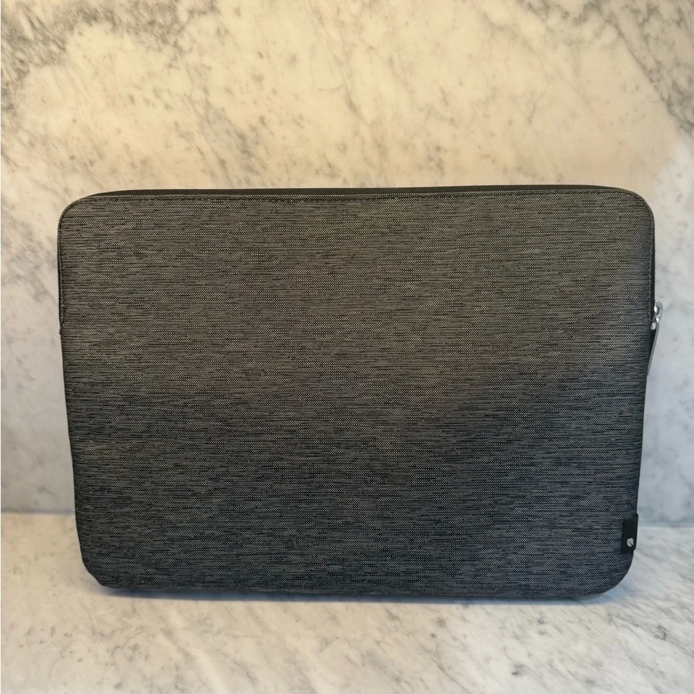 Incase MacBook Charcoal Laptop Sleeve